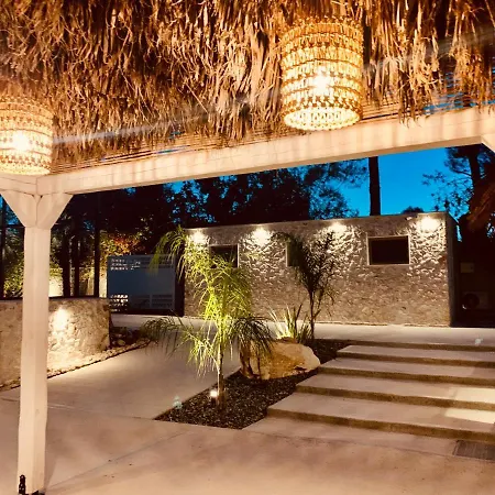 Mako Sea & * Pefkochori