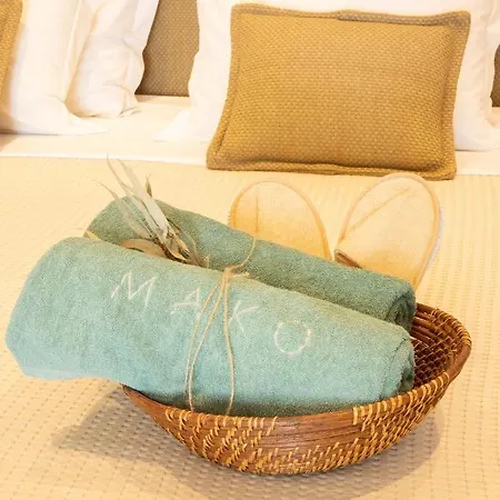 Mako Sea & * Pefkochori