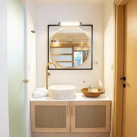 Mako Sea & * بيفكوهوري