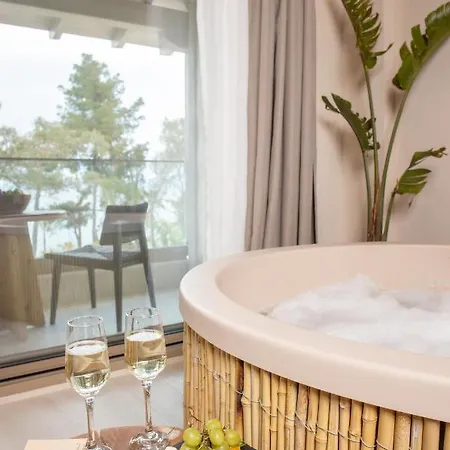 Mako Sea & بيفكوهوري