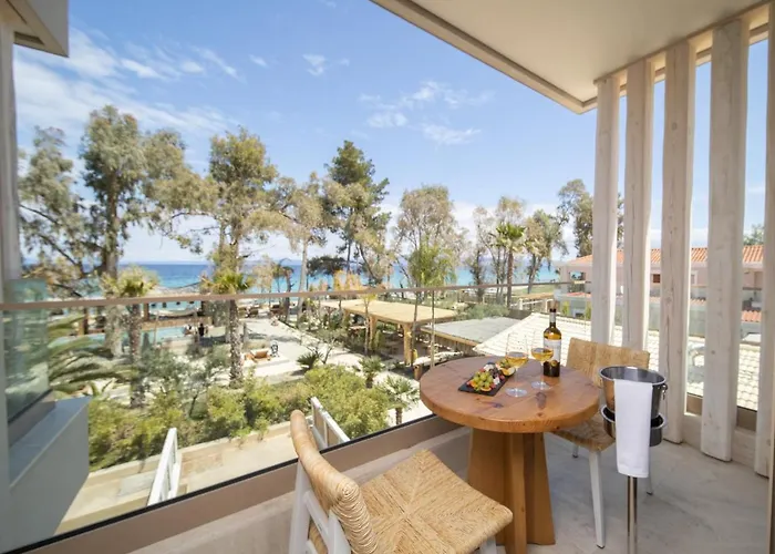 Mako Sea & 佩科霍里