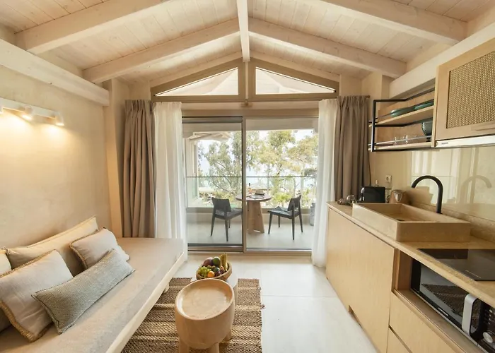 Mako Sea & * 佩科霍里